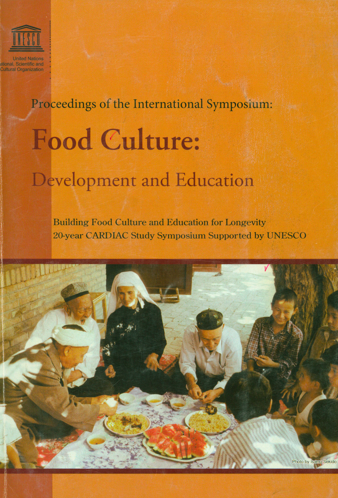 Proceedings of the international symposium: food Culture; development and education
      <i>en</i>